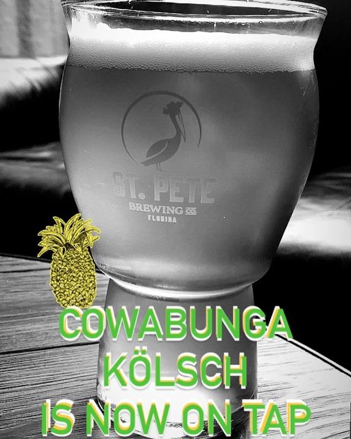 🤙🏻 T O T A L L Y 🍍 R A D I C A L 🤙🏻  C o w a b u n g a•Pineapple•K ö l s c h ➡️