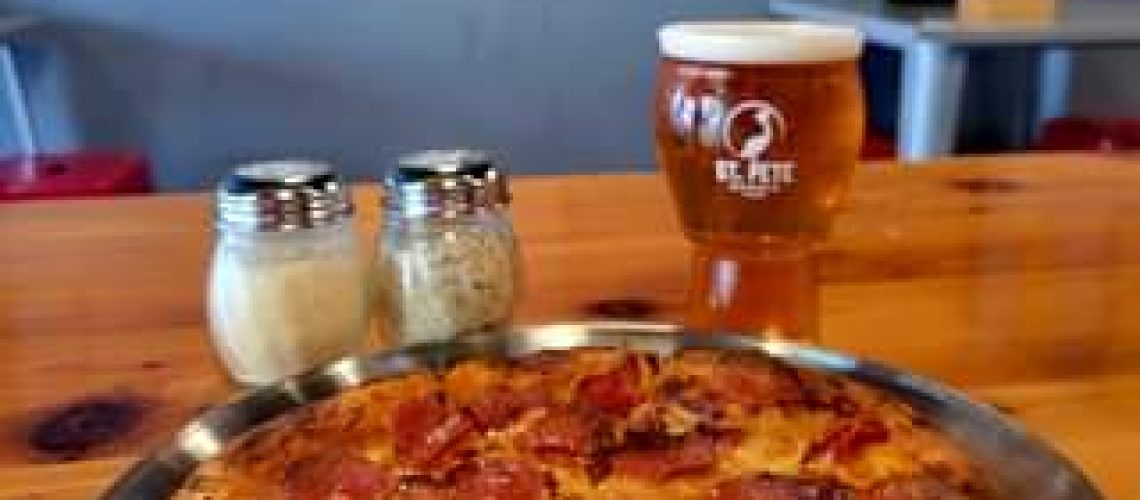 Milo’s IPA is back on tap today. Great beer to pair with our pepperoni pizza.